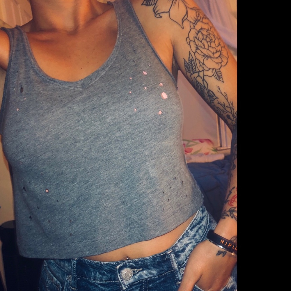 American eagle vneck crop tank size Small